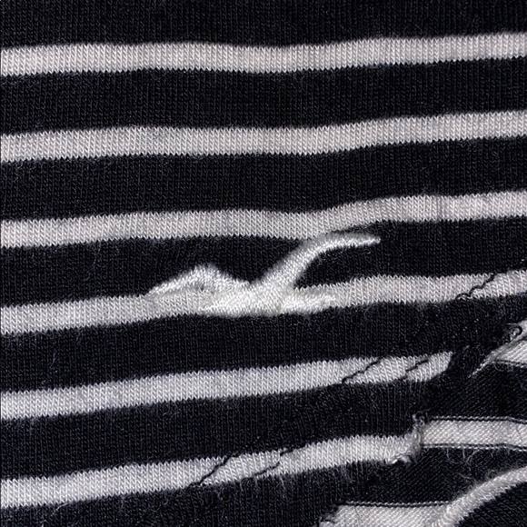 Soft Hollister top - Picture 4 of 5